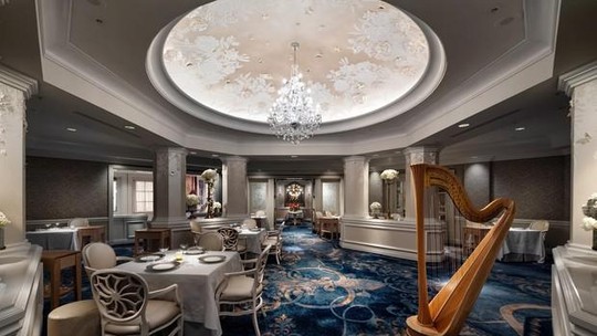 Como é jantar no Victoria & Albert's, o restaurante mais luxuoso da Disney