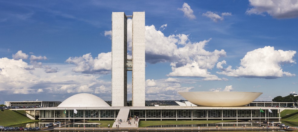 O Congresso Nacional foi um dos prédios públicos projetados por Oscar Niemeyer em Brasília — Foto: Getty Images