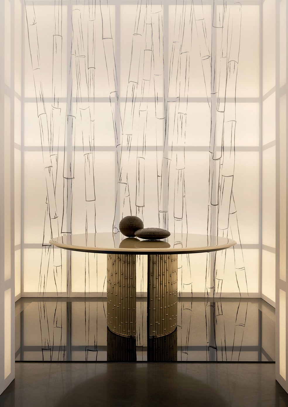Mesa Vivace, da Armani/Casa, apresentada na Semana de Design de Milão de 2025 — Foto: Giulio Ghirardi