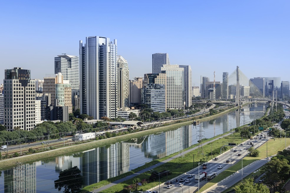 Visão geral da cidade de São Paulo — Foto: Getty Images/Alex Robinson Photography
