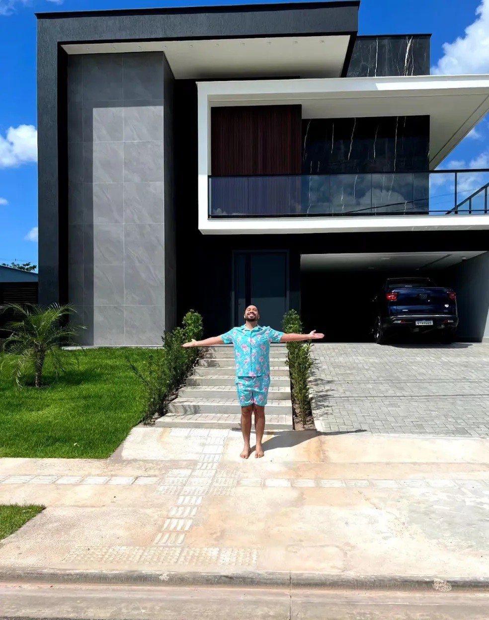 Gil do Vigor comprou casa em condomínio de luxo em Jaboatão dos Guararapes (PE) — Foto: Reprodução/Instagram