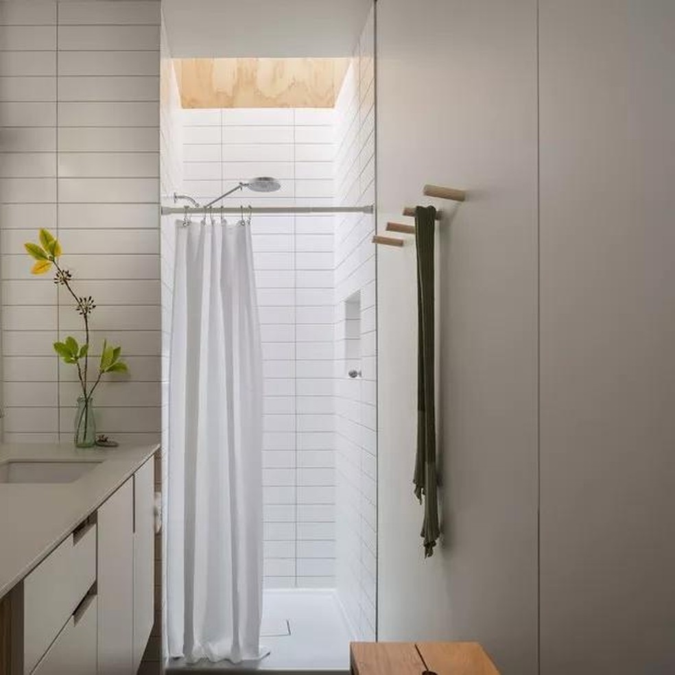Banheiros modernos: 20 ideias de decoração para todos os estilos (Foto: Andrew Pogue) — Foto: Casa Vogue