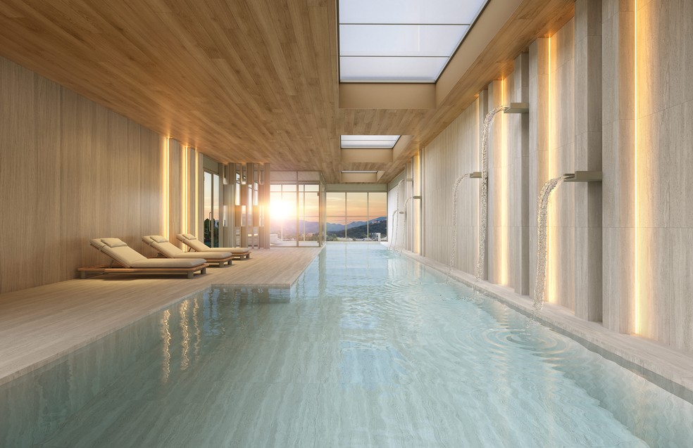 Em termos de lazer, o edifício é completo: sauna, piscina coberta, piscinas descobertas, entre outros ambientes — Foto: Divulgação