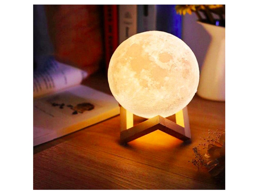 Luminária lua cheia — Foto: Reprodução/Amazon