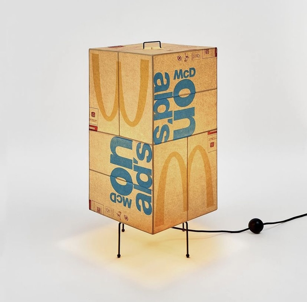 Designer coreano cria luminárias com sacos de papel do McDonald's — Foto: Reprodução/Instagram @gyuhan_lee