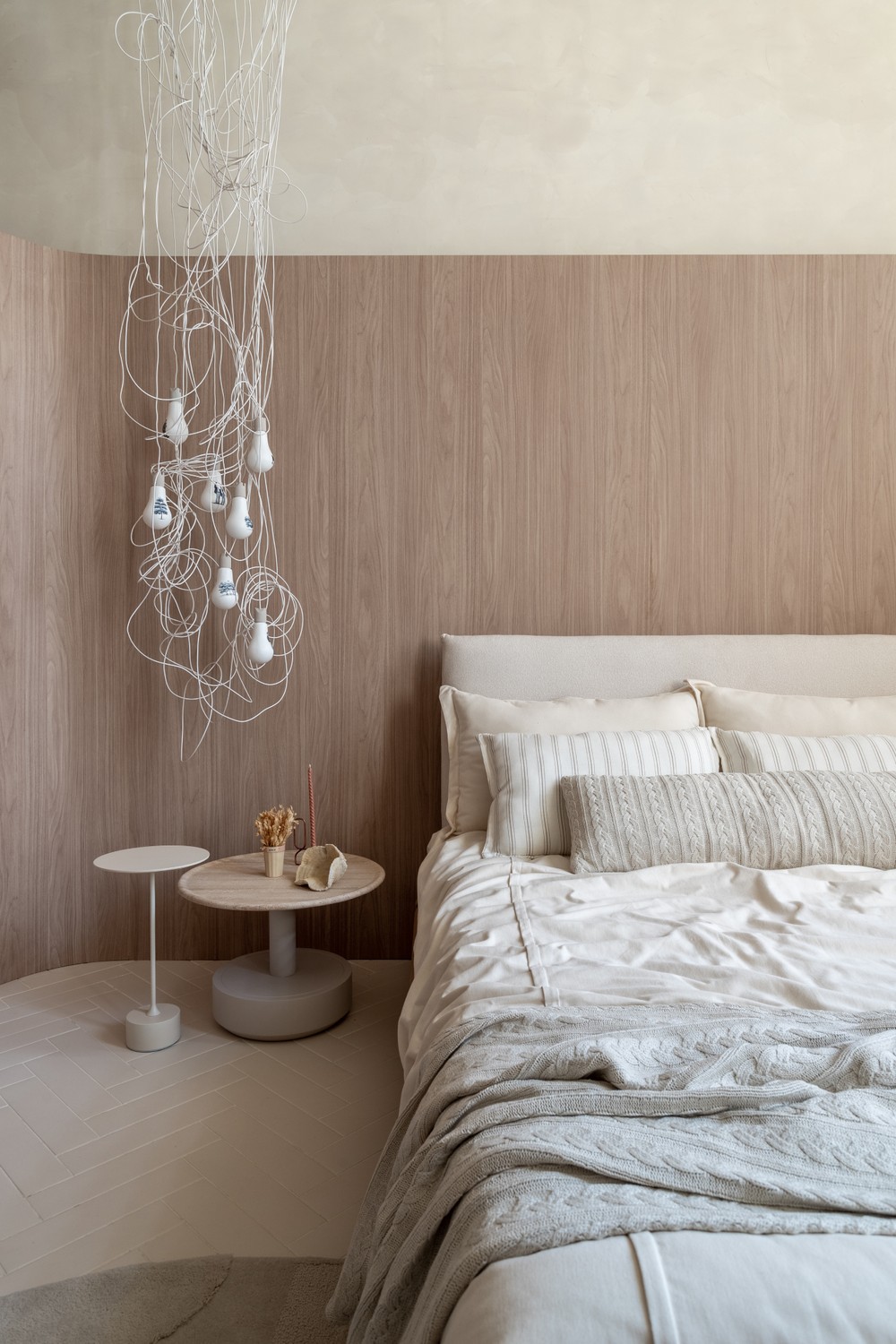 Criado Mudo é Um Termo Racista