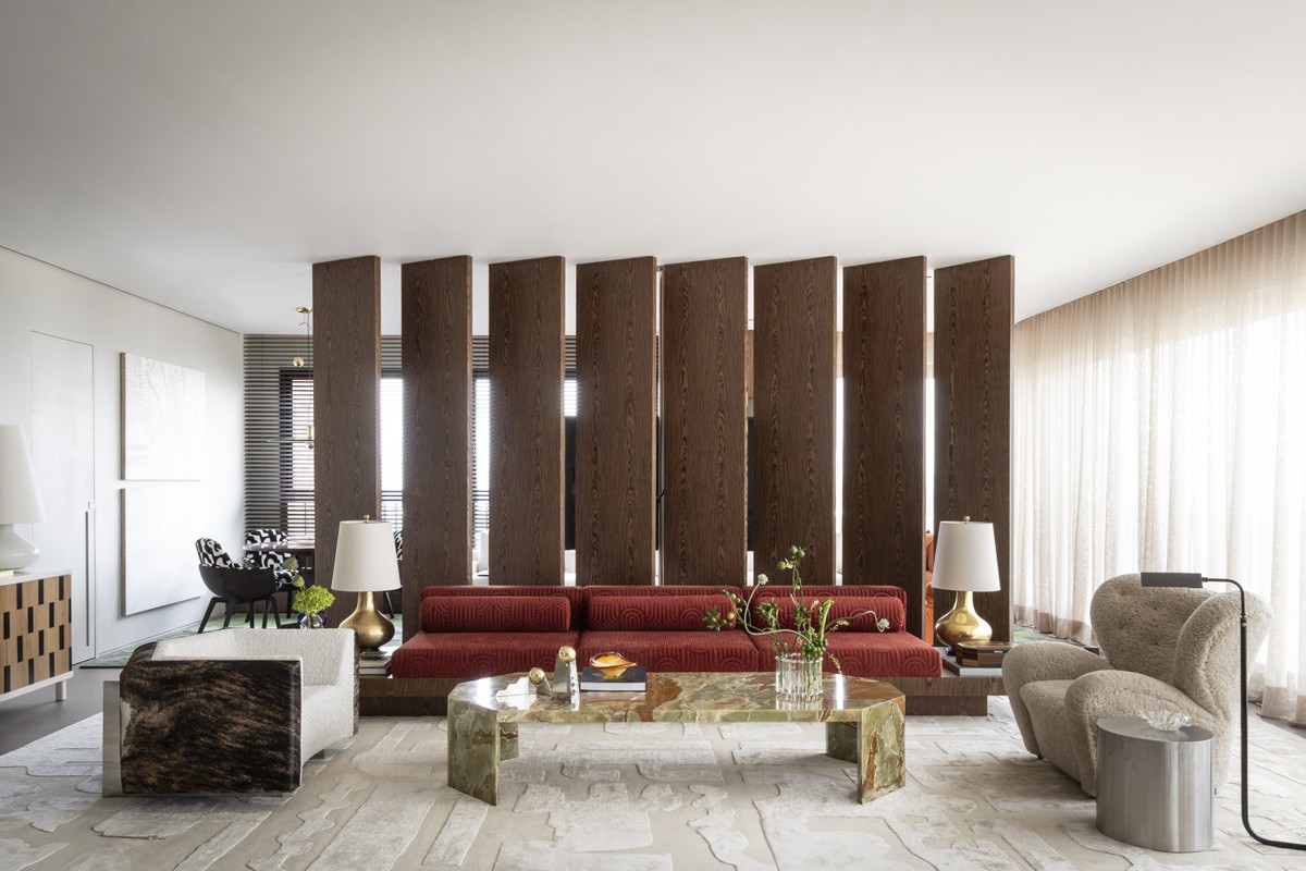 Alma cosmopolita: apartamento combina arte, design e repertório de viagens