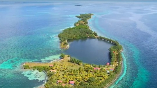 Ilha com seis cabanas está à venda por R$ 512 milhões na América Central; fotos