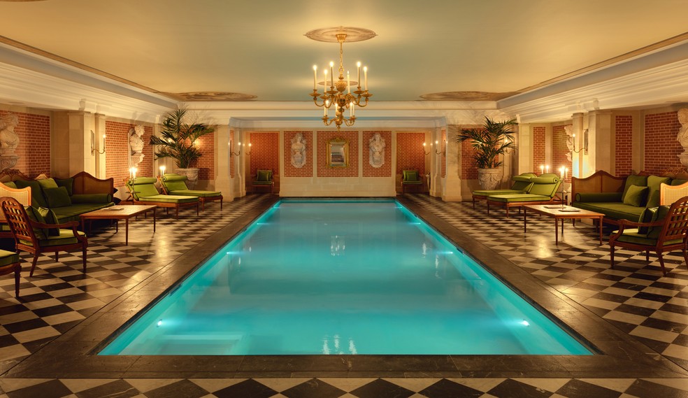 A piscina do spa, com 15 m de comprimento — Foto: Robin Lefebvre