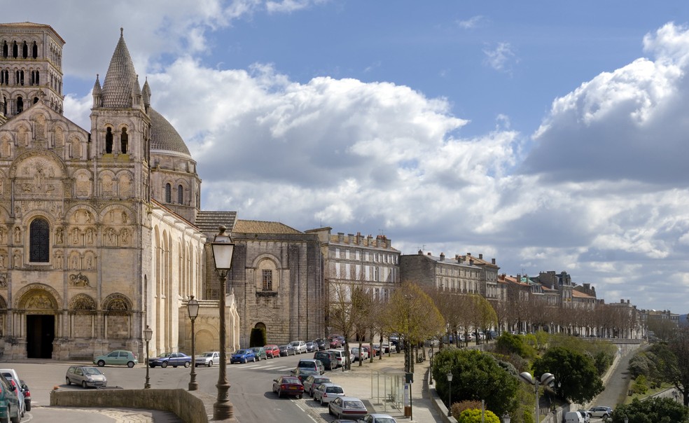 Centro histórico de Angoulême — Foto: Petegar/Getty Images