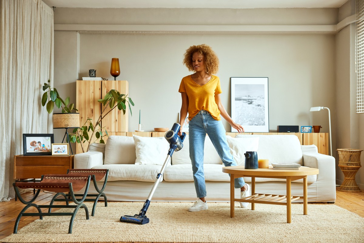 Tipos de aspirador de pó: qual deles é o ideal para a sua rotina?