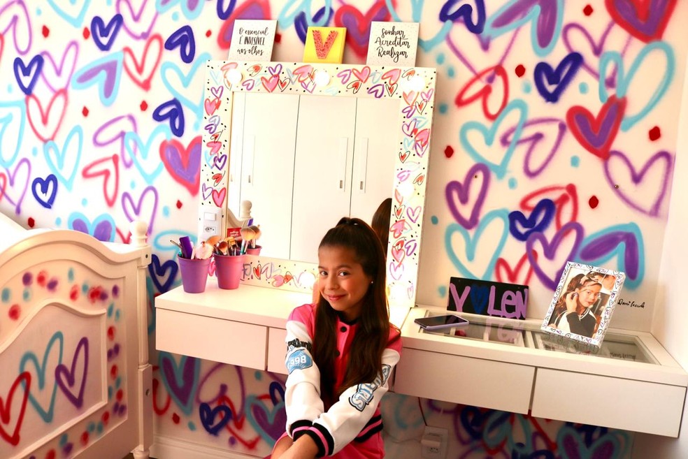 Valentina Melleu, atriz mirim de 'Amor Perfeito', tem quarto personalizado por artista plástica — Foto: Divulgação