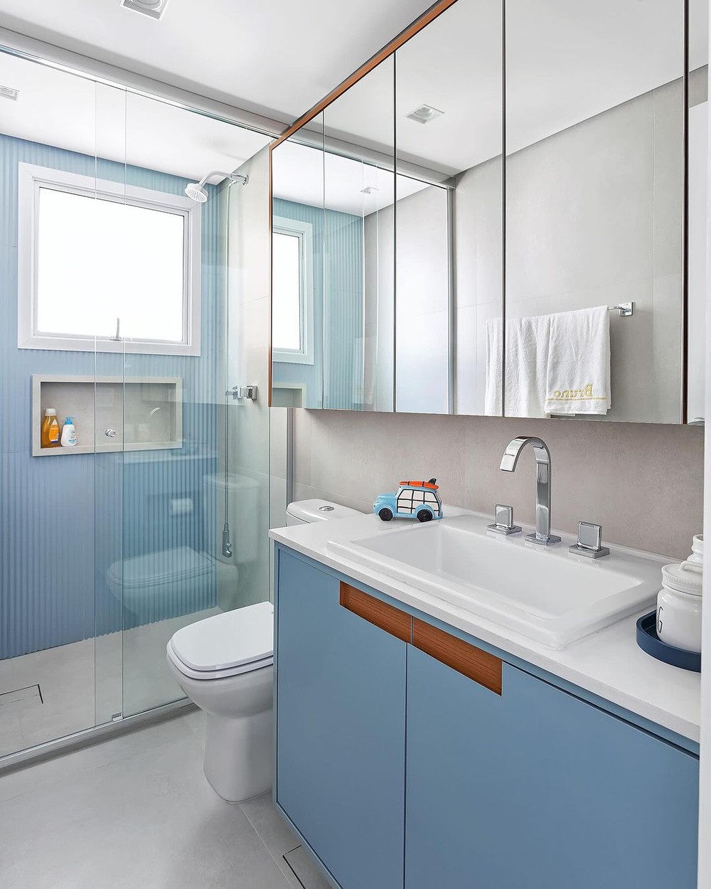 Banheiro azul: 10 ideias de decoração encantadoras para se inspirar