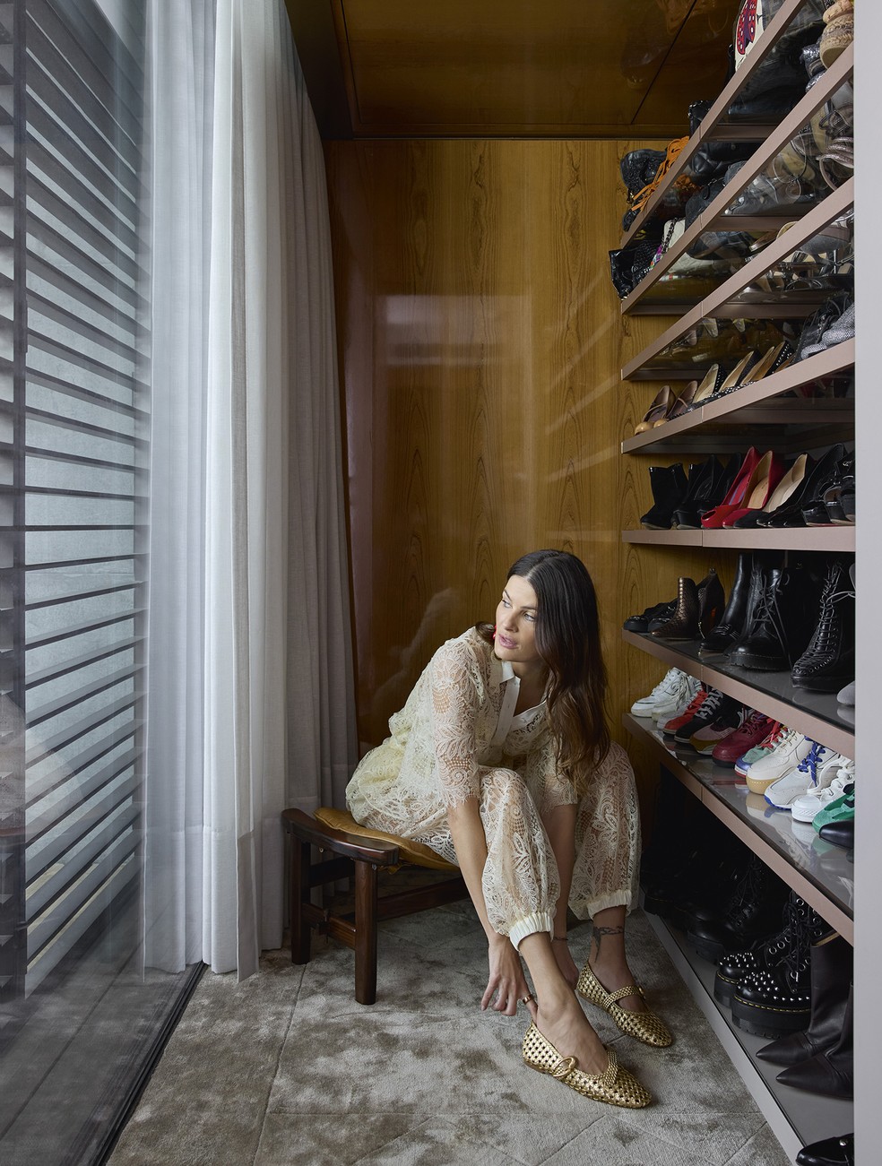 Isabeli Fontana — Foto: André Klotz | Estilo: Adriana Frattini | Produção: Bruna Scapim