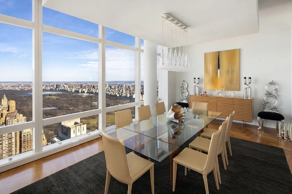 Cobertura no 80º andar de edifício tem vista para quatro estados nos EUA — Foto: Evan Joseph/Sotheby's International Realty