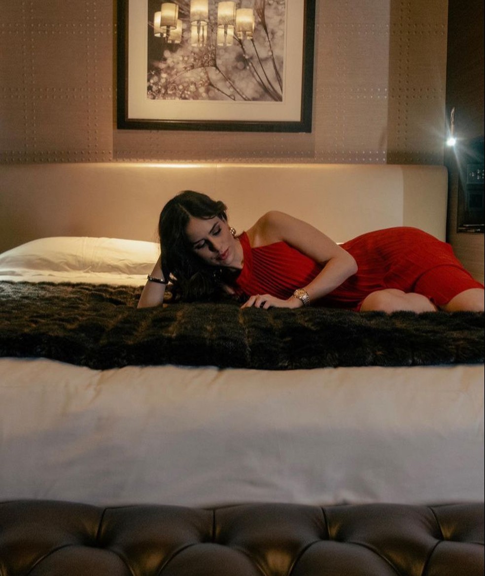Mia Mamede, Miss Brasil 2022, mostra suíte de luxo em hotel de Dubai  — Foto: Divulgação